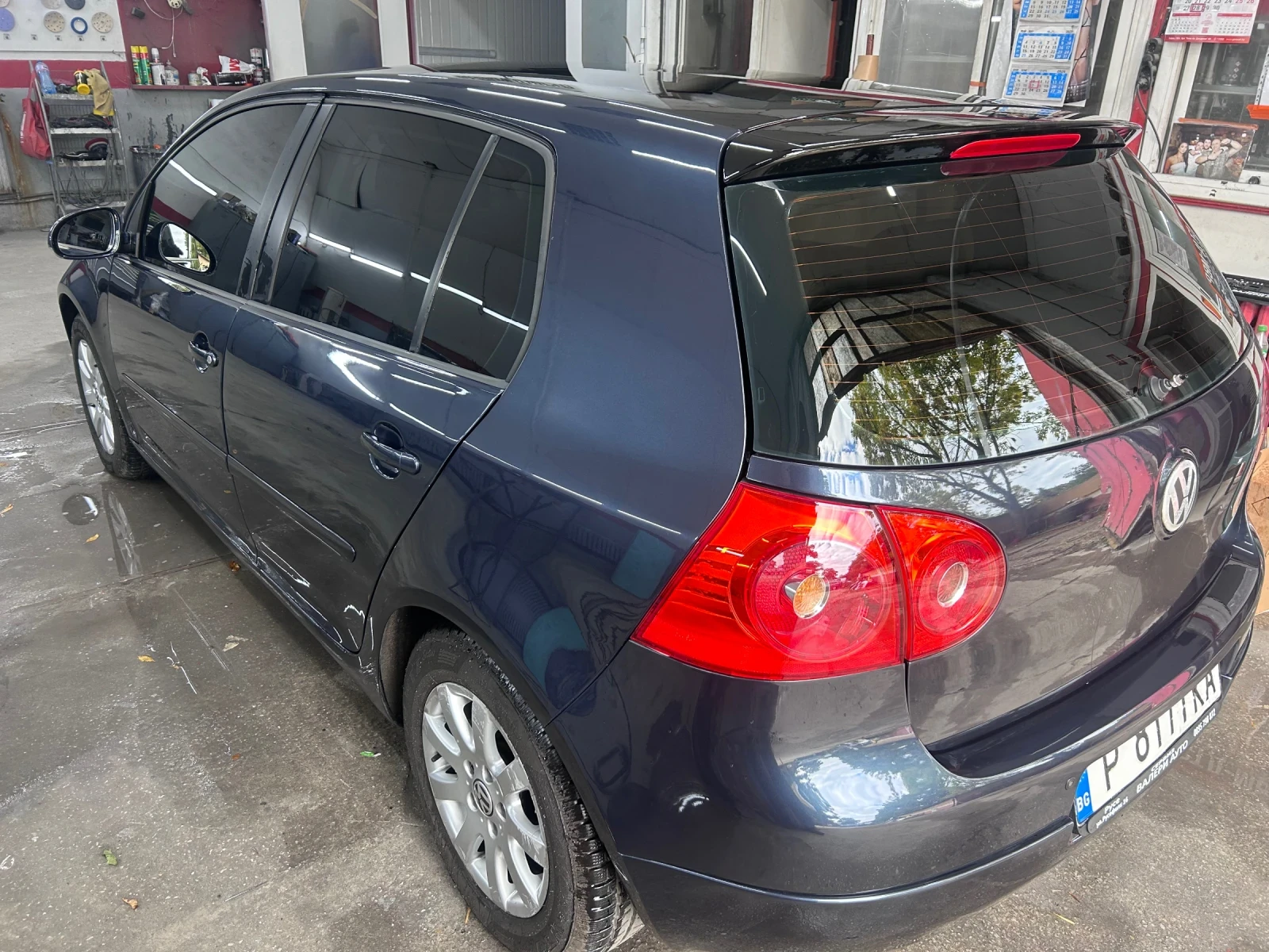 VW Golf, снимка 5 - Автомобили и джипове - 56023111