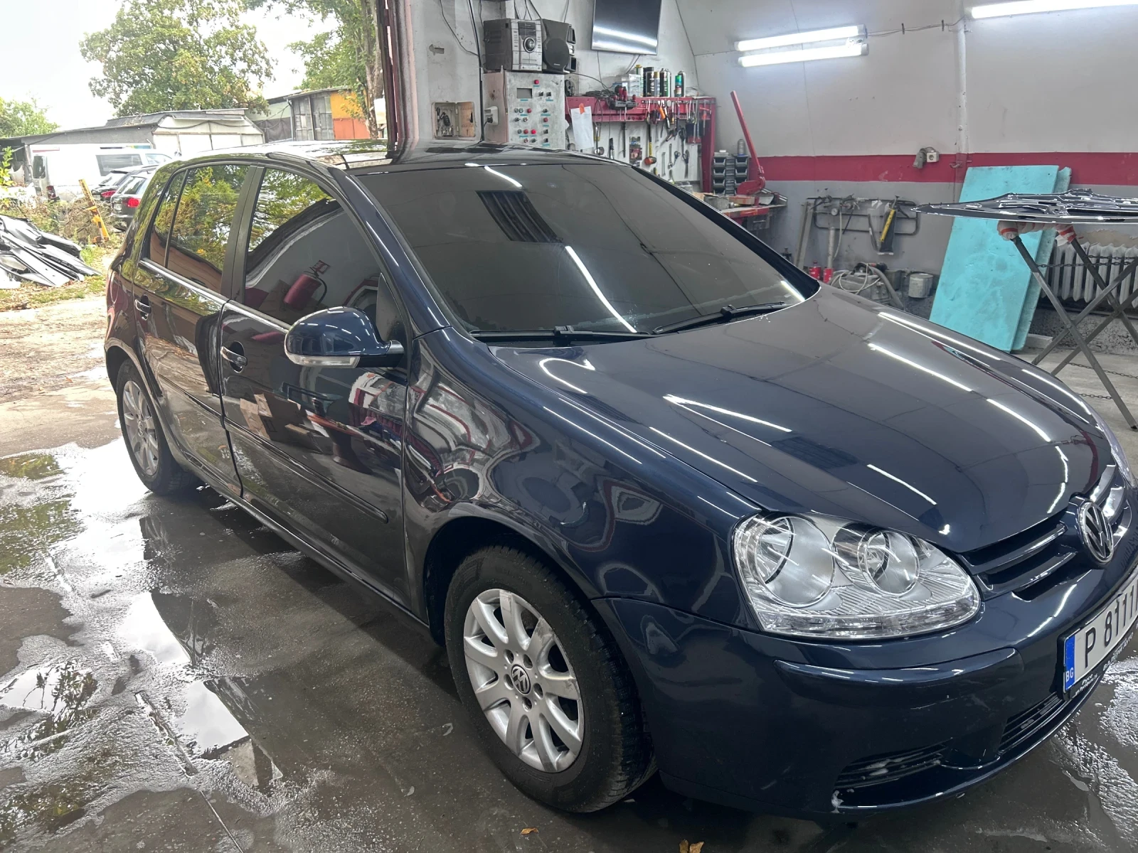 VW Golf, снимка 2 - Автомобили и джипове - 56023111