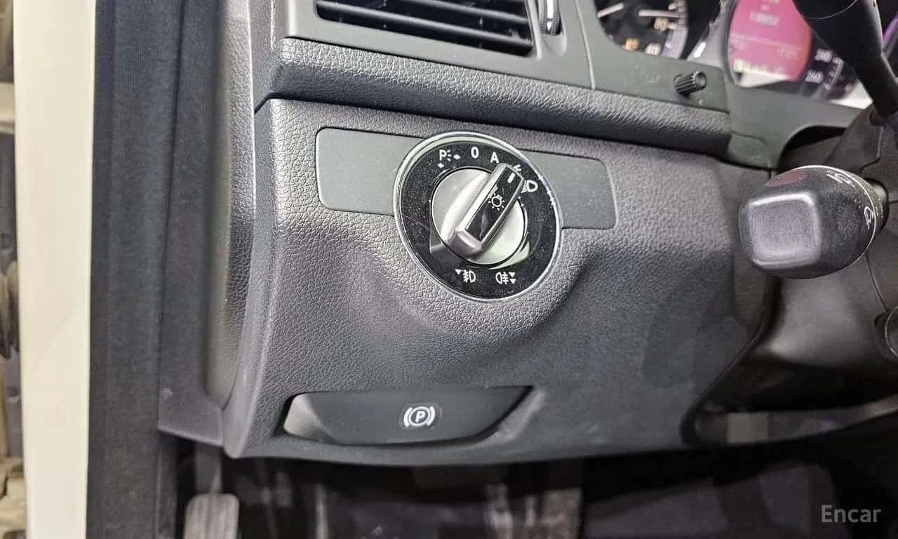 Mercedes-Benz C 250 * C250 AVANTGARDE * ЦЕНА ДО БГ, снимка 16 - Автомобили и джипове - 56215761