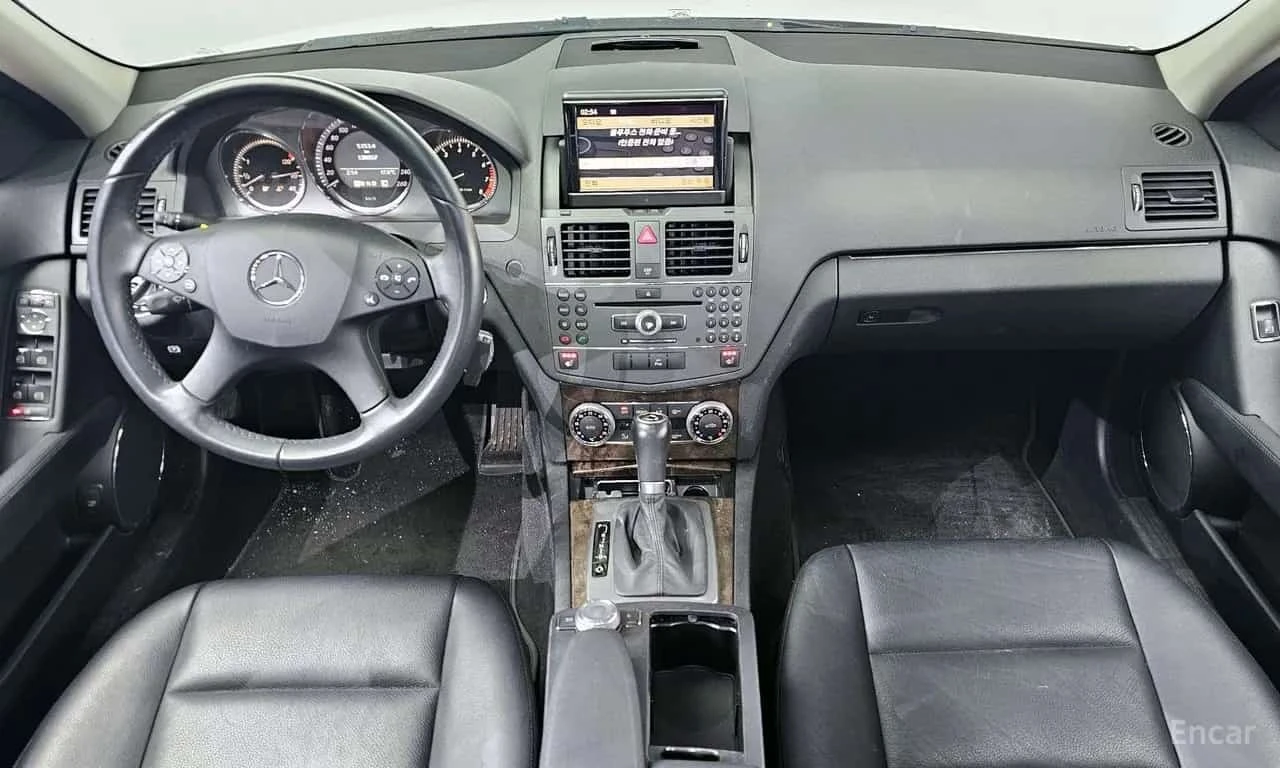 Mercedes-Benz C 250 * C250 AVANTGARDE * ЦЕНА ДО БГ, снимка 7 - Автомобили и джипове - 56215761