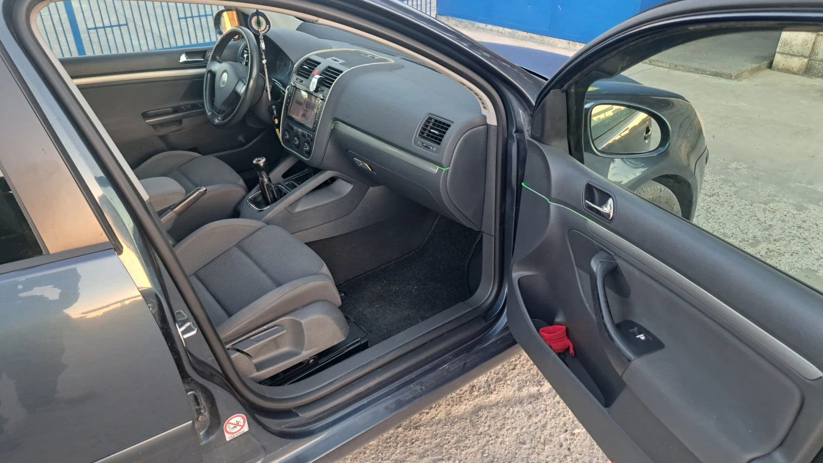 VW Golf Golf 5, снимка 3 - Автомобили и джипове - 56348994