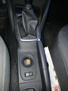 Dacia Duster Газ/бензин - 11200 € / 21905.30 лв. - 12747404 8