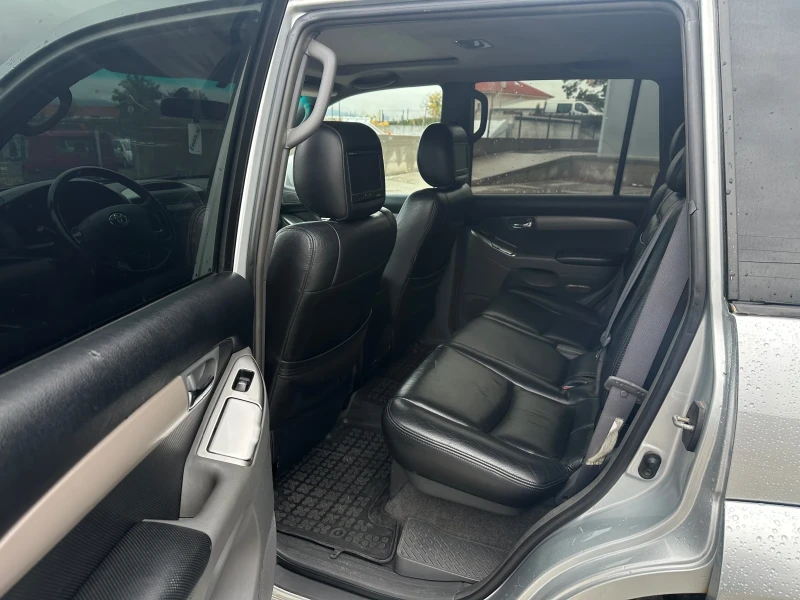 Toyota Land cruiser 3.0* Автоматик* Топ, снимка 9 - Автомобили и джипове - 52308292