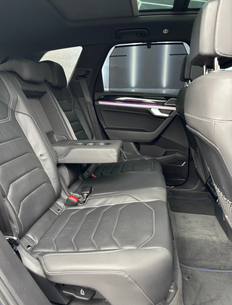 VW Touareg R 3.0I V6, снимка 15 - Автомобили и джипове - 52388001