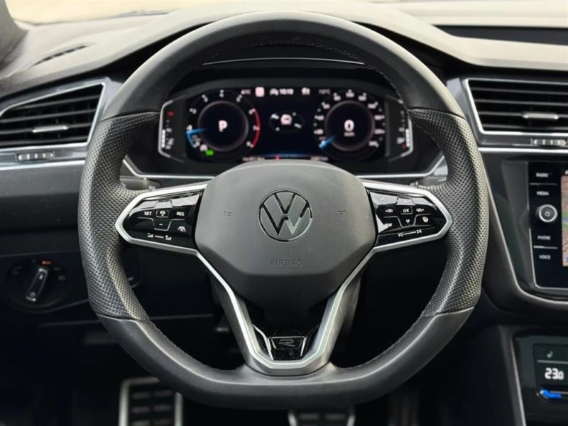 VW Tiguan * 4Motion * CARFAX * ЦЕНА ДО БЪЛГАРИЯ, снимка 15 - Автомобили и джипове - 52667327
