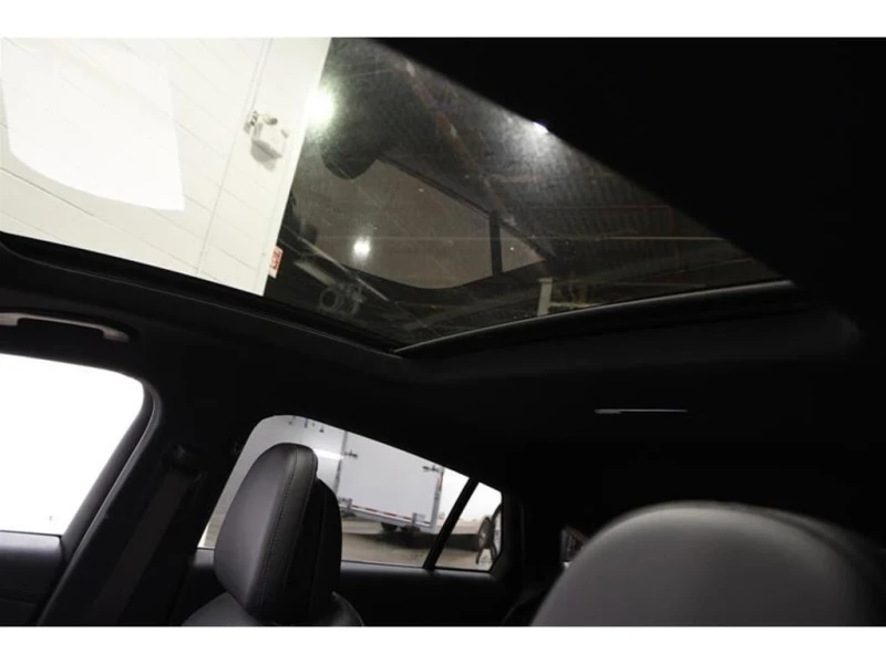 Mercedes-Benz GLC * COUPE | AMG LINE WITH NIGHT PACKAGE | DRV ASSIST, снимка 12 - Автомобили и джипове - 52959763