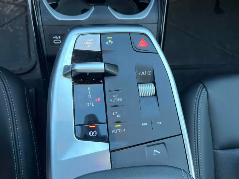 BMW X1 2024 xDrive28i * CARFAX * БЕЗ ПЪРВОНАЧАЛНА ВНОСКА, снимка 12 - Автомобили и джипове - 53215637