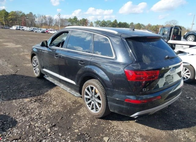 Audi Q7 3.0T PREMIUM, снимка 3 - Автомобили и джипове - 48867780