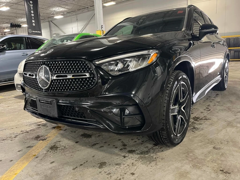 Mercedes-Benz GLC 300 AMG 2023 * CARFAX * БЕЗ ПЪРВОНАЧАЛНА ВНОСКА, снимка 1