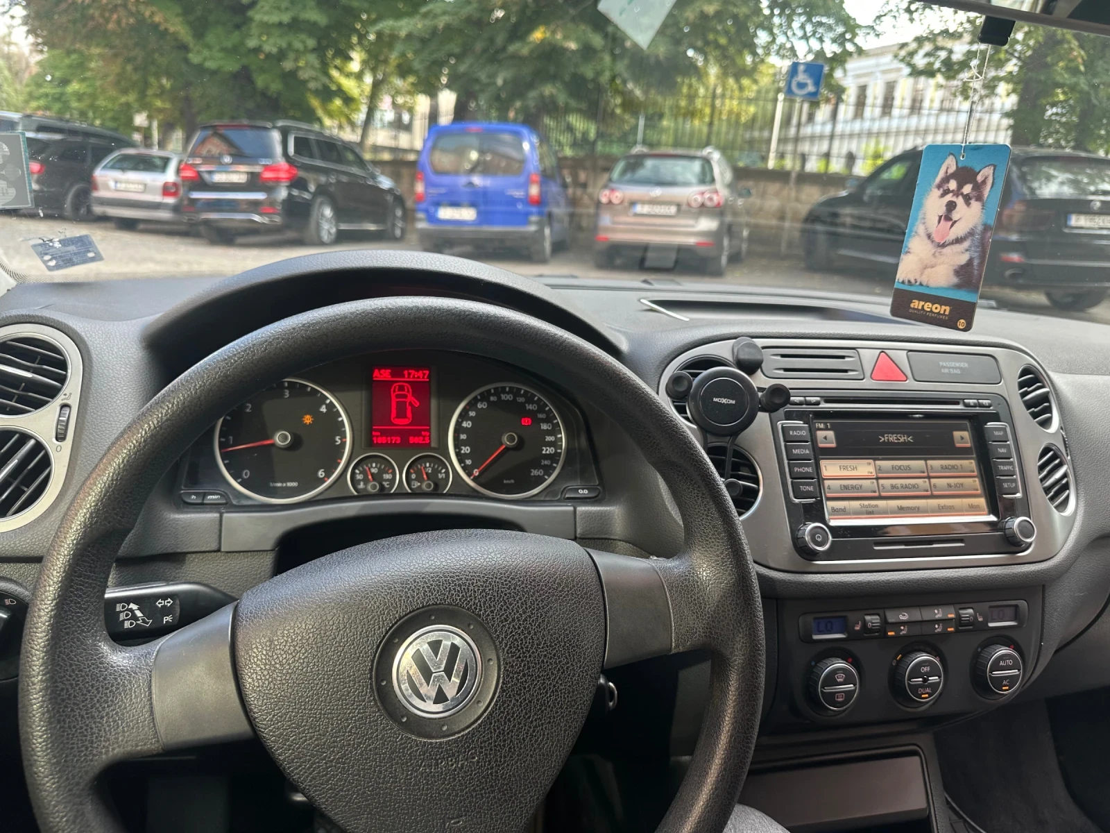 VW Tiguan  - изображение 10