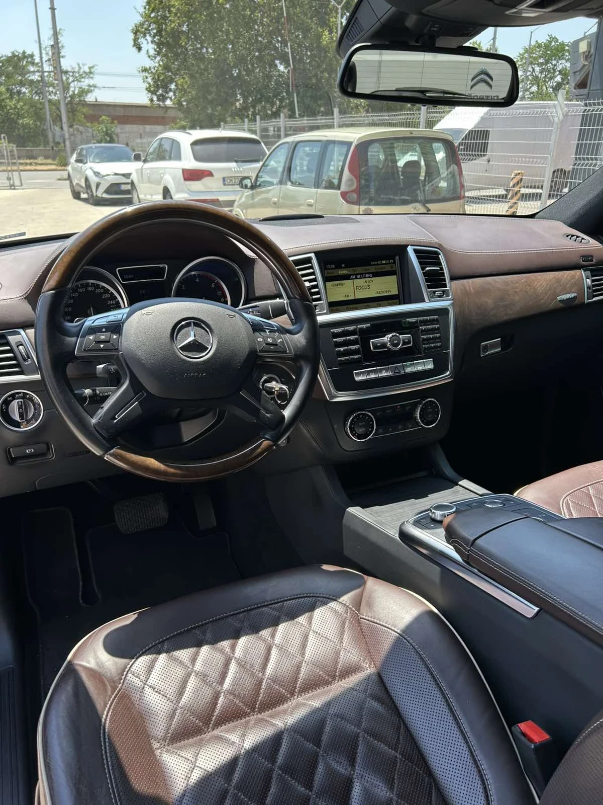 Mercedes-Benz ML 350 Designo - изображение 9