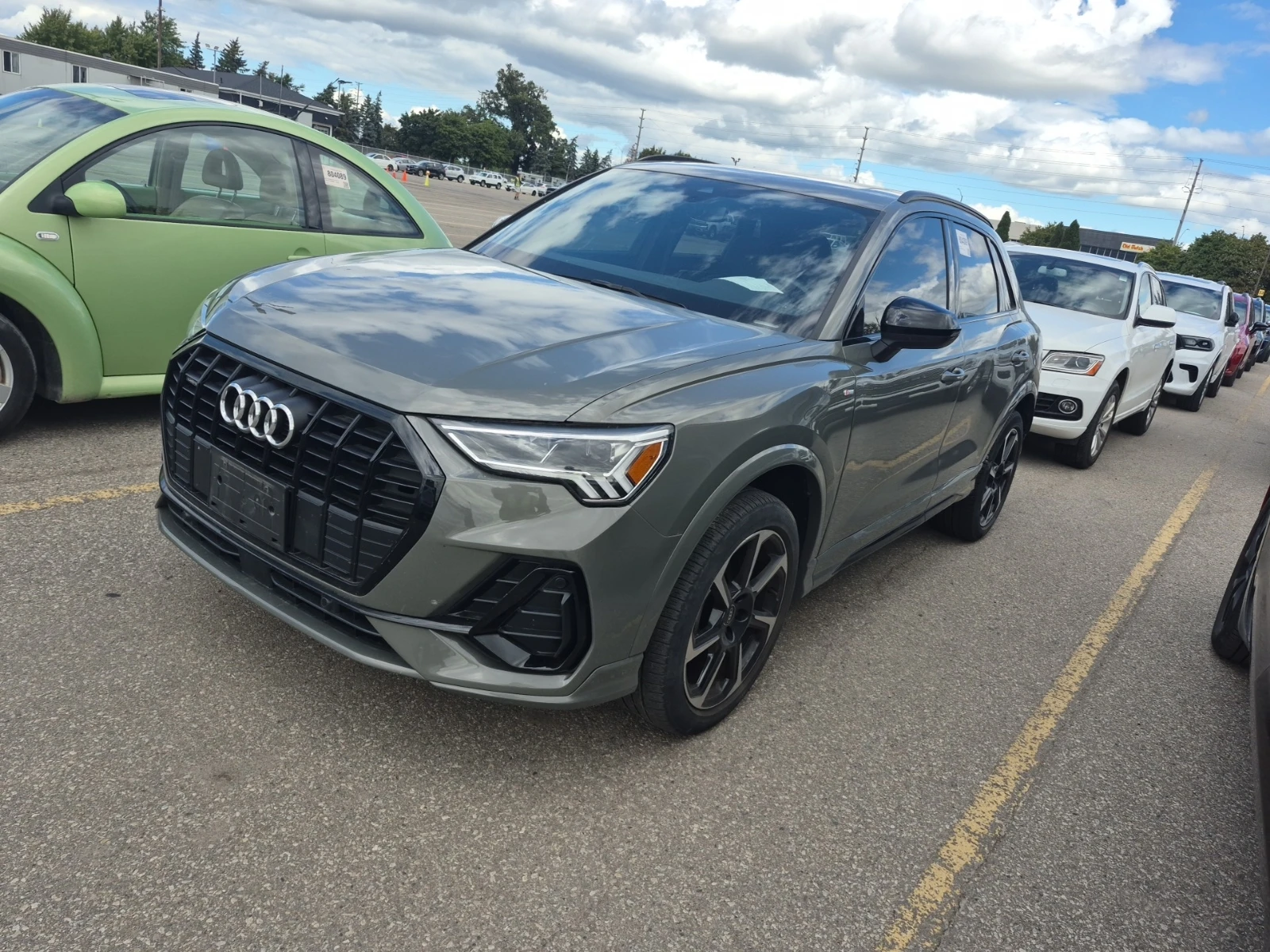 Audi Q3 (CARFAX) * Цена до България*  - изображение 2