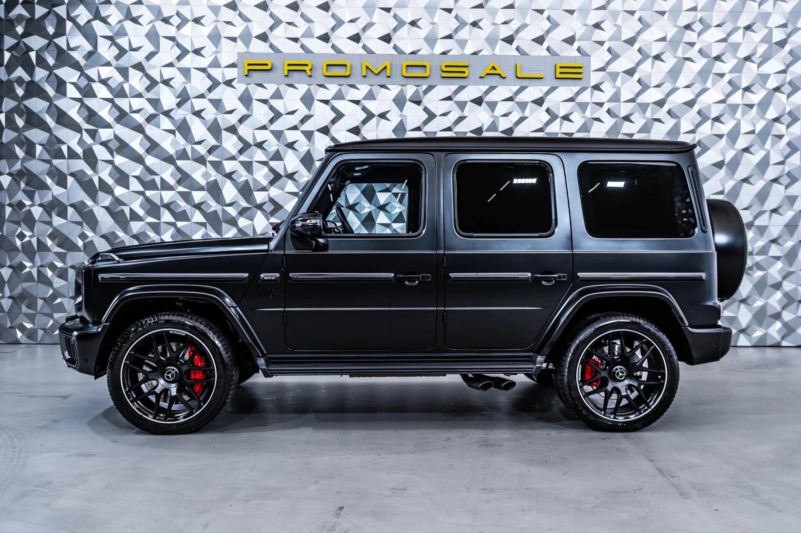 Mercedes-Benz G 63 AMG Carbon* Burmester* 360 - изображение 3