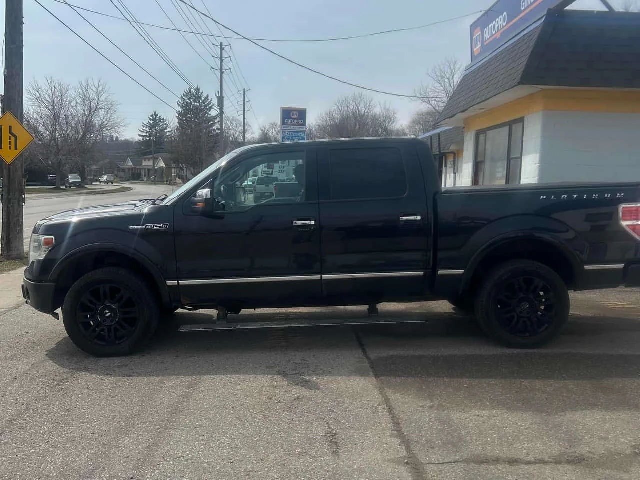 Ford F150 * 4WD SuperCrew * PANO* KEYLESS* ПОДГРЕВ* , снимка 2 - Автомобили и джипове - 54071093