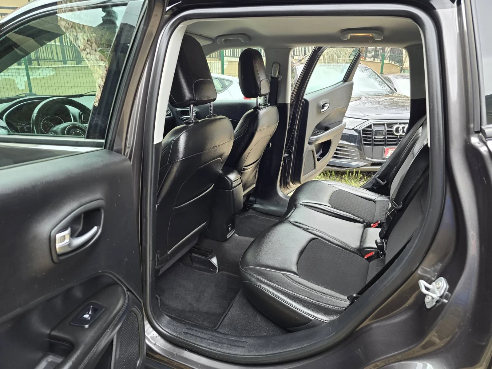 Jeep Compass | Mobile.bg � ����������� 7