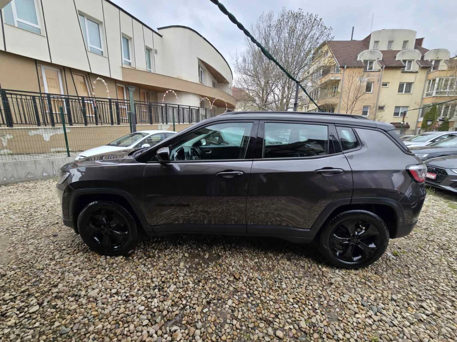 Jeep Compass, снимка 13 - Автомобили и джипове - 54165297