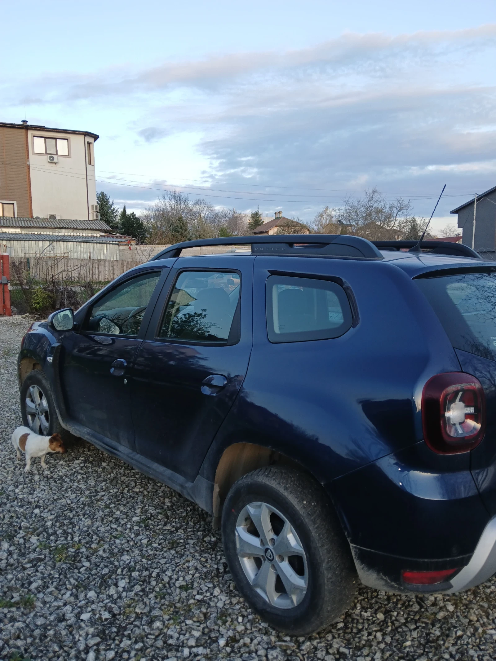 Dacia Duster Газ/бензин, снимка 9 - Автомобили и джипове - 54174590