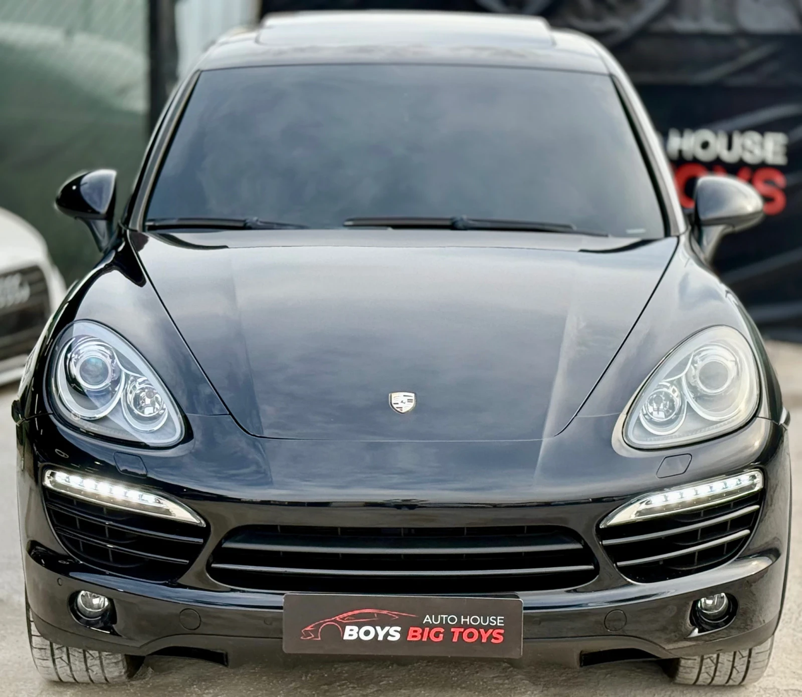 Porsche Cayenne * Chrono* Панорама* Подгрев* BlackEdition* Уникат, снимка 4 - Автомобили и джипове - 54466913