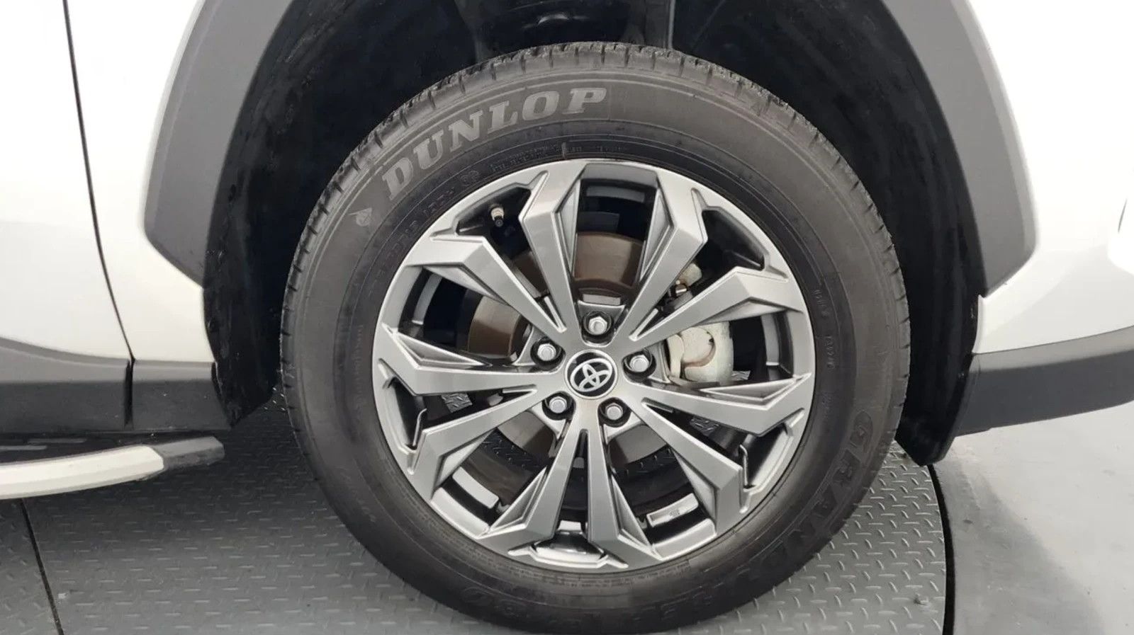Toyota Rav4 AWD | ОБДУХВАНЕ| DISTRONIC| LANE ASSIST    , снимка 5 - Автомобили и джипове - 54621185