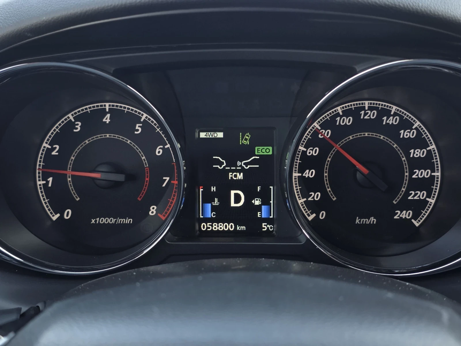 Mitsubishi ASX 2.0i 4x4 AUTOMATIC , снимка 13 - Автомобили и джипове - 54733239