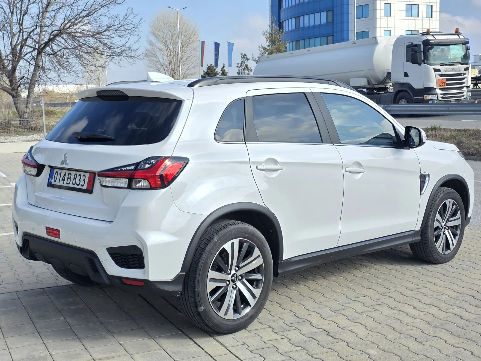 Mitsubishi ASX 2.0i 4x4 AUTOMATIC , снимка 4 - Автомобили и джипове - 54733239
