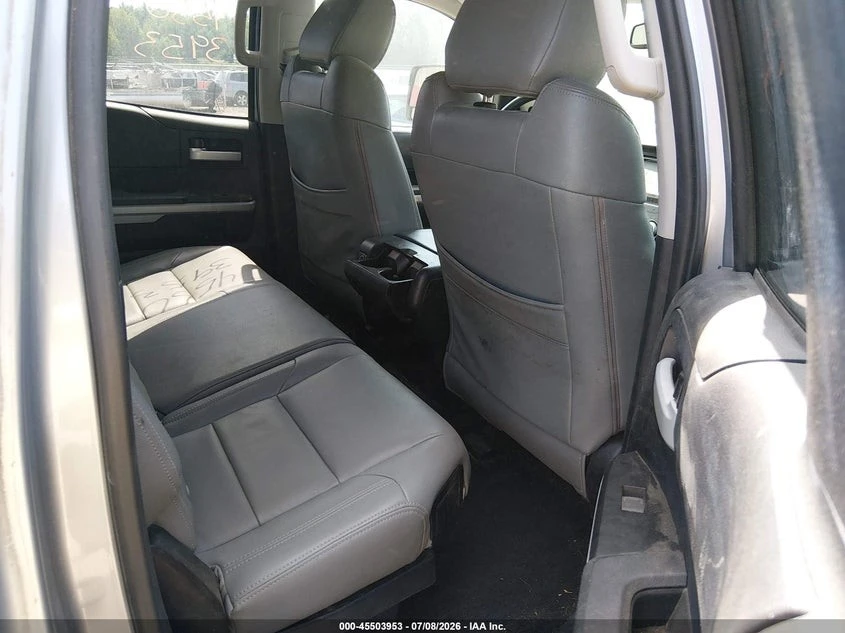 Toyota Tundra * KEYLESS* Camera* ПОДГРЕВ* , снимка 10 - Автомобили и джипове - 55578254