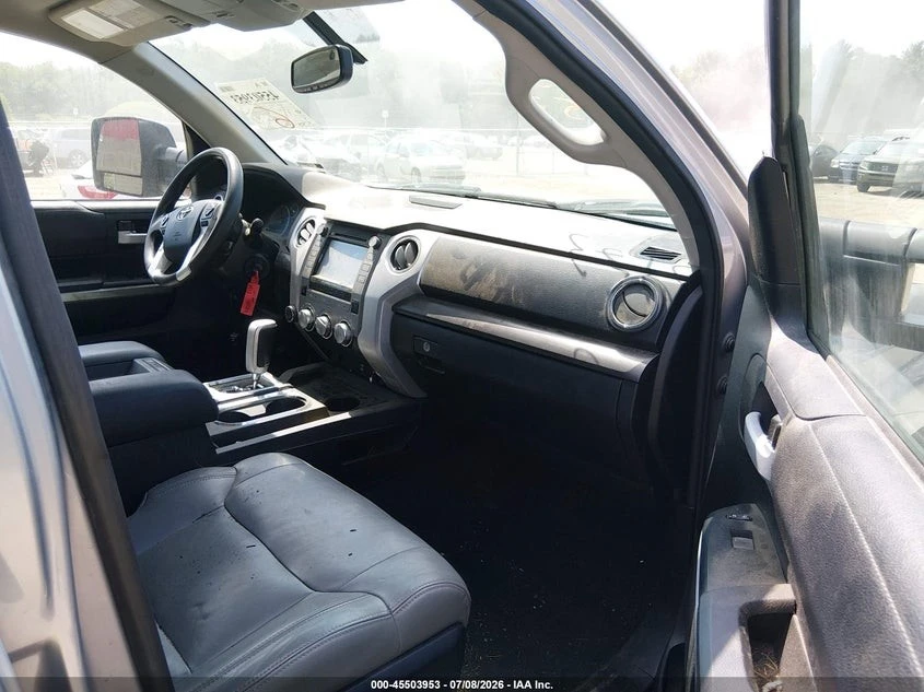 Toyota Tundra * KEYLESS* Camera* ПОДГРЕВ* , снимка 11 - Автомобили и джипове - 55578254