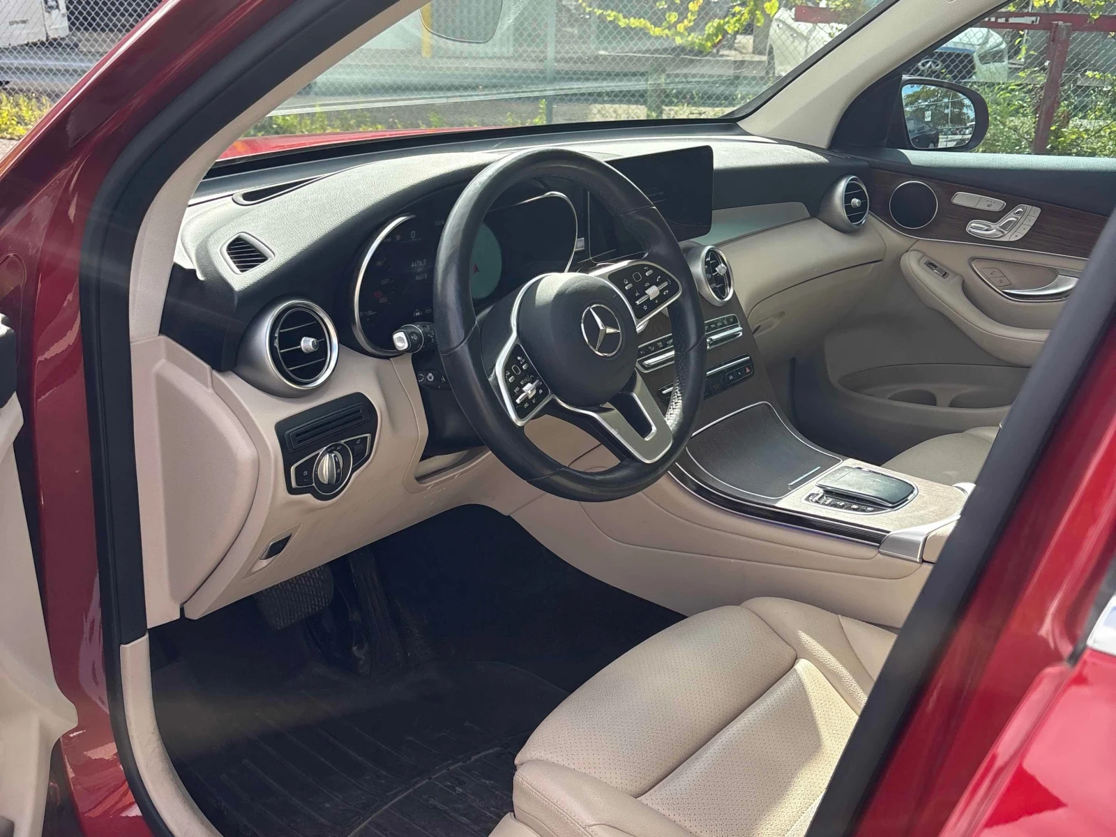 Mercedes-Benz GLC 300 * FULL DIGITAL * ДИСТРОНИК * HEAD-UP * 360 КАМЕРА, снимка 8 - Автомобили и джипове - 56088456