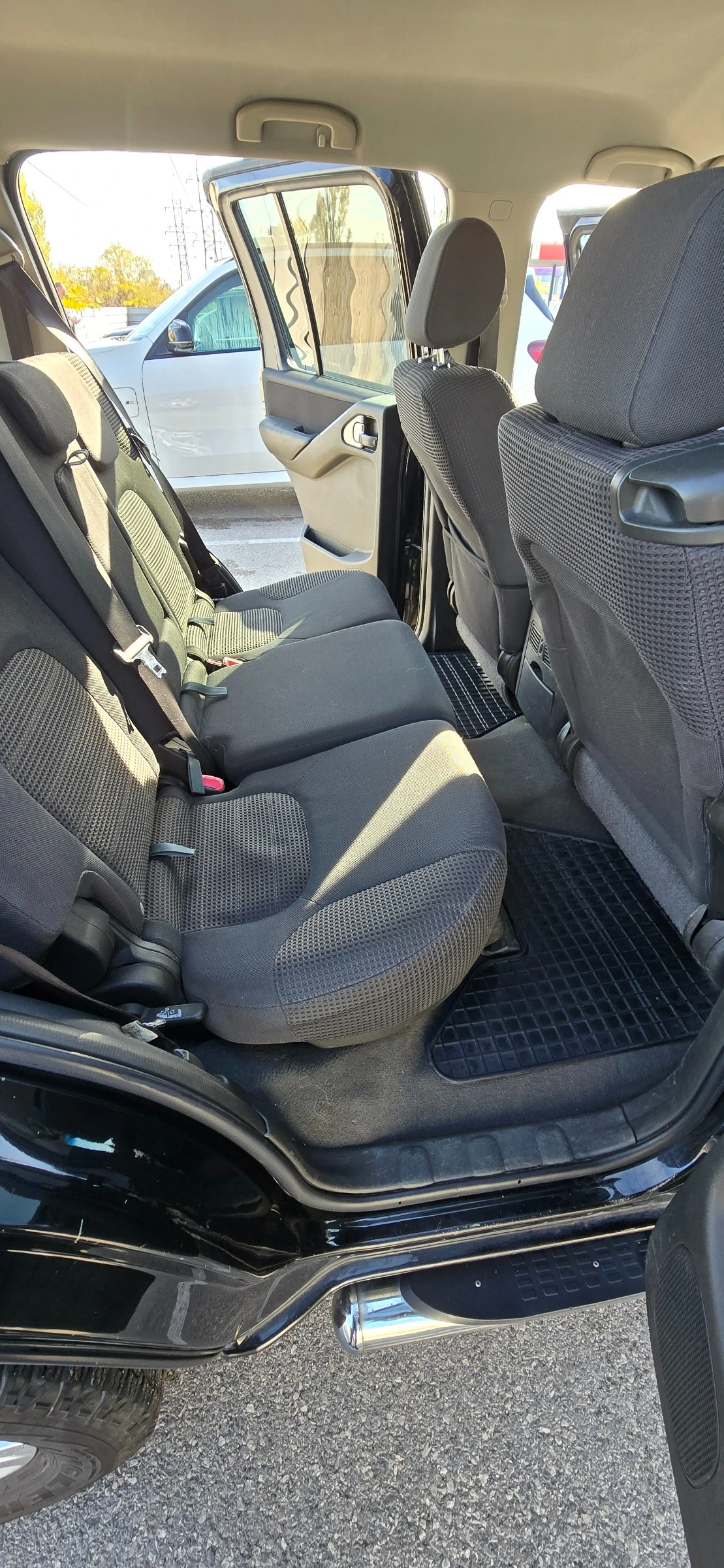 Nissan Pathfinder, снимка 6 - Автомобили и джипове - 56635491