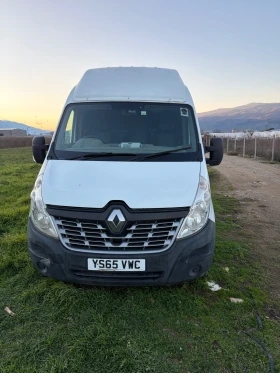 ������ Renault Master