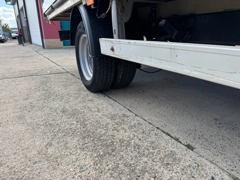 Iveco Daily 35C12* 2.3HPI* 4.10 метра каросерия, снимка 10 - Бусове и автобуси - 45319796