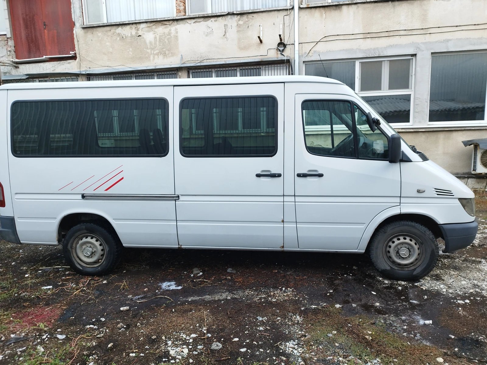 Mercedes-Benz Sprinter 211  - изображение 7