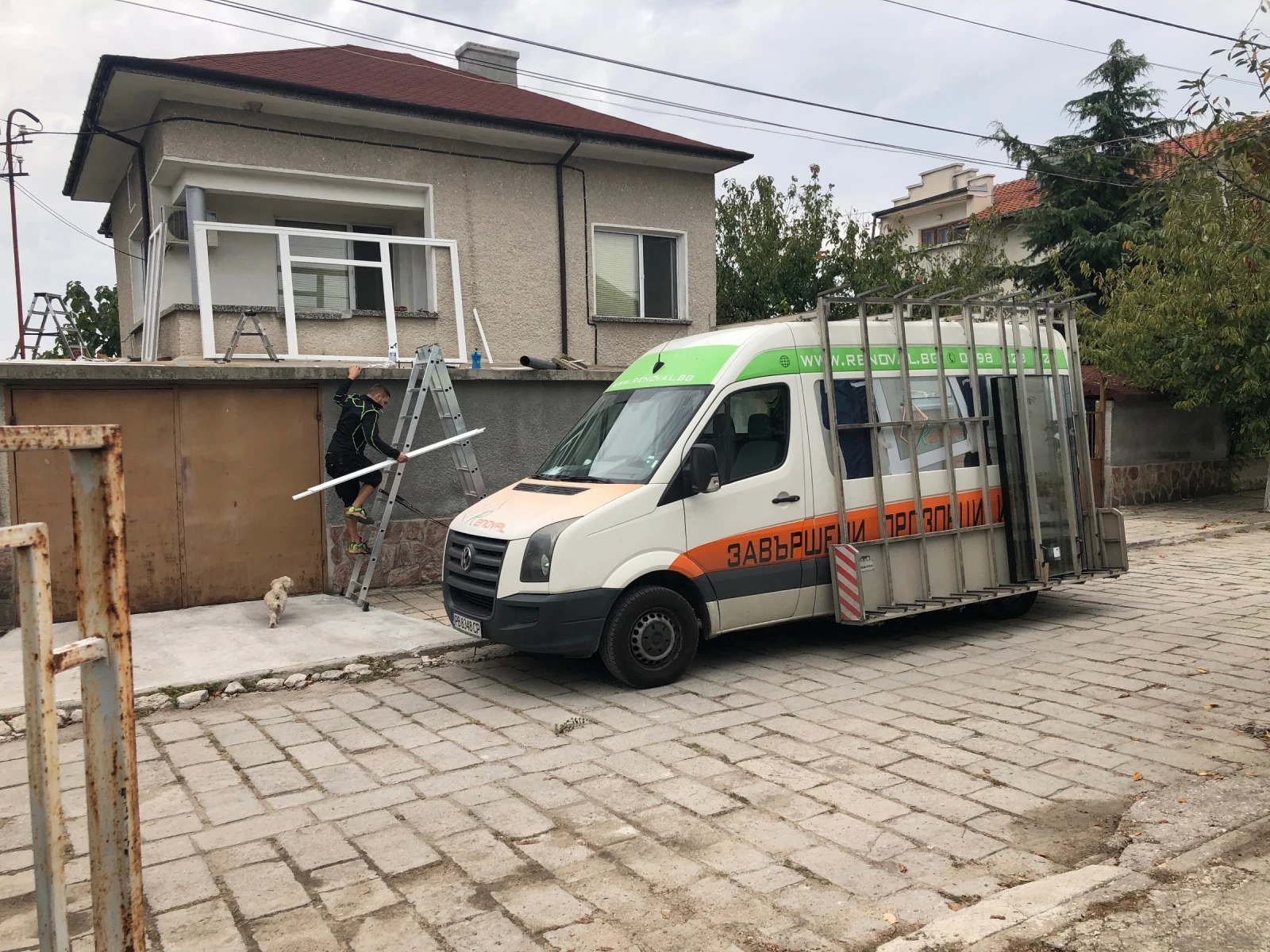 VW Crafter 2.5 TDI, снимка 4 - Бусове и автобуси - 55165081