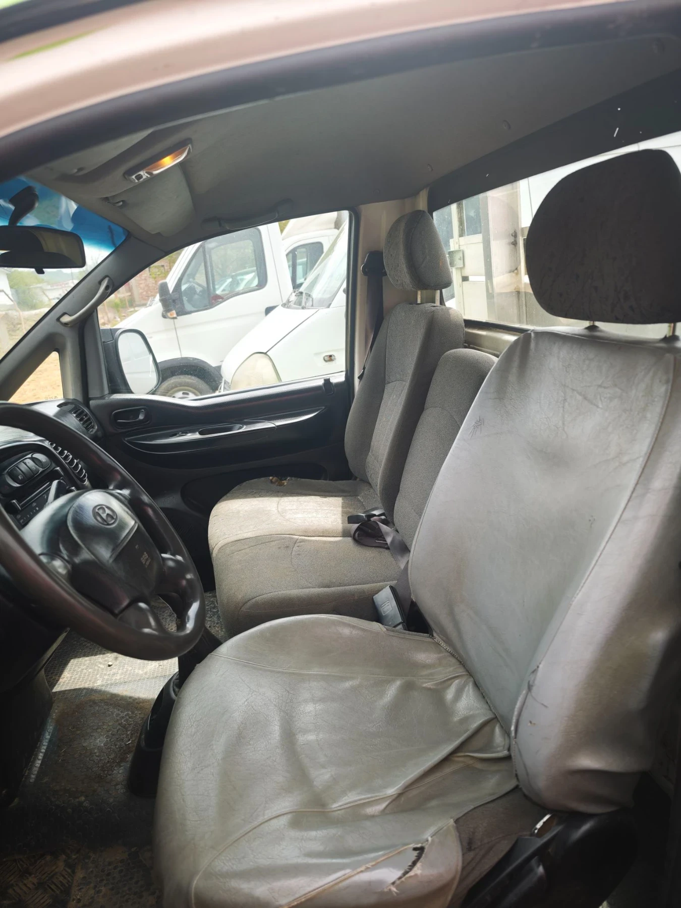 Hyundai H1, снимка 8 - Бусове и автобуси - 56551205