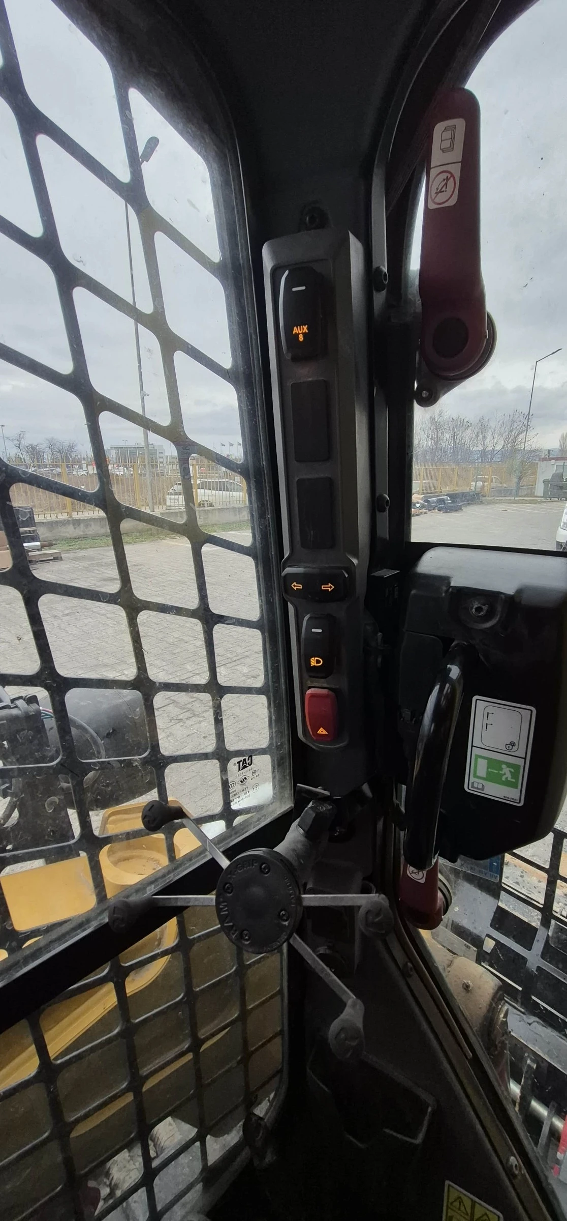    Cat 265 | Mobile.bg   15