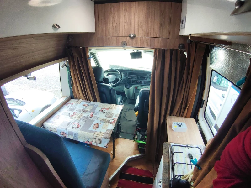 Кемпер LMC Cruiser 6m, снимка 17 - Каравани и кемпери - 50605137