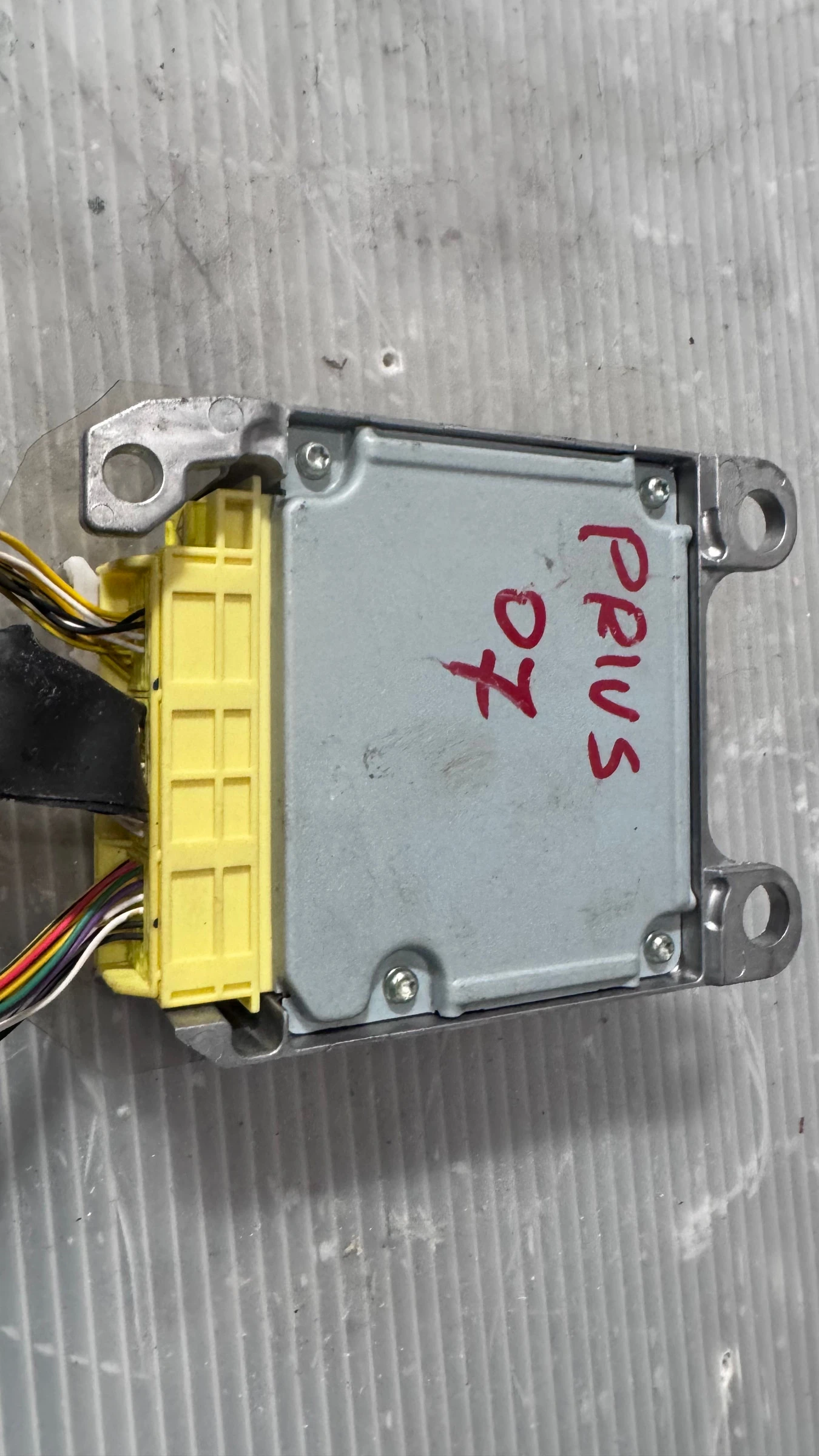 Airbag  /  /  a Toyota Prius -  152300-6952 / 89170-47390 | Mobile.bg   2