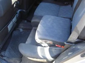 Toyota Corolla verso 2.0d4d и 1.6vvti, снимка 6