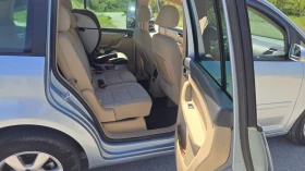 VW Touran 2.0 Газ/Бензин, снимка 11