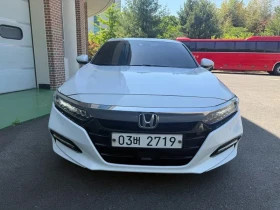 ����� �� �������� �� Honda Accord 10Th Generation 2.0 Hybrid Touring