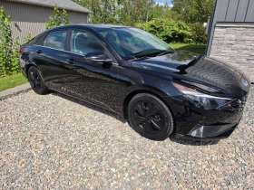 ������ Hyundai Elantra
