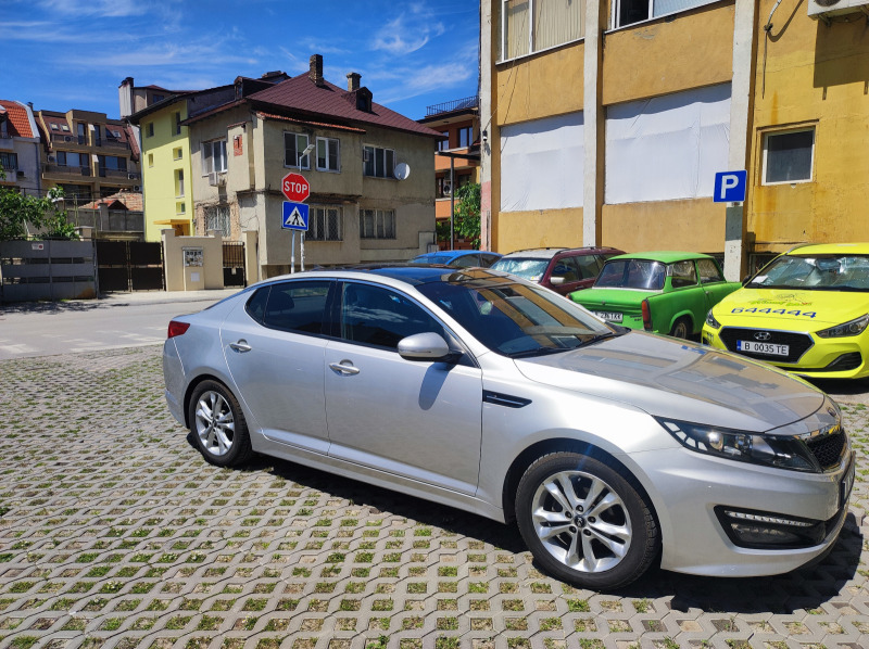 Kia Optima 2.0, снимка 1 - Автомобили и джипове - 45758874