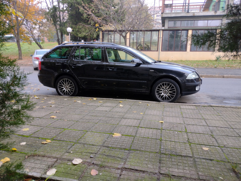 Skoda Octavia, снимка 2 - Автомобили и джипове - 46024600
