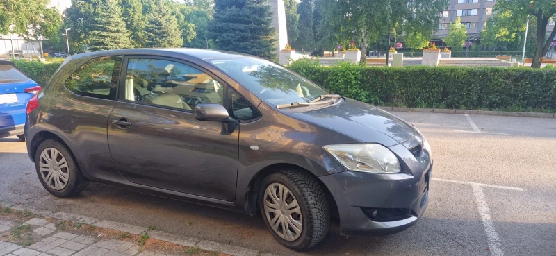 Toyota Auris, снимка 8 - Автомобили и джипове - 46982861