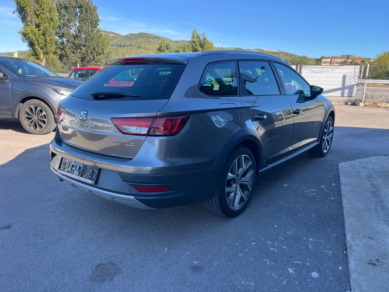 Seat Leon 2.0TDI Xperience, снимка 4 - Автомобили и джипове - 47443594