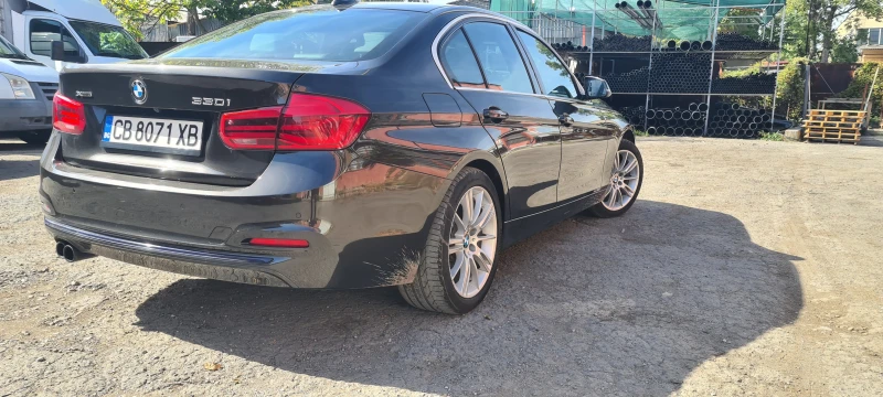 BMW 330 xDrive, снимка 5 - Автомобили и джипове - 47530836