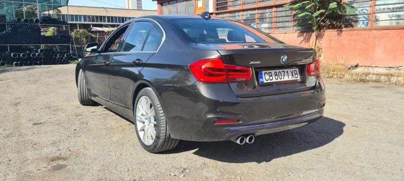 BMW 330 xDrive, снимка 7 - Автомобили и джипове - 47530836