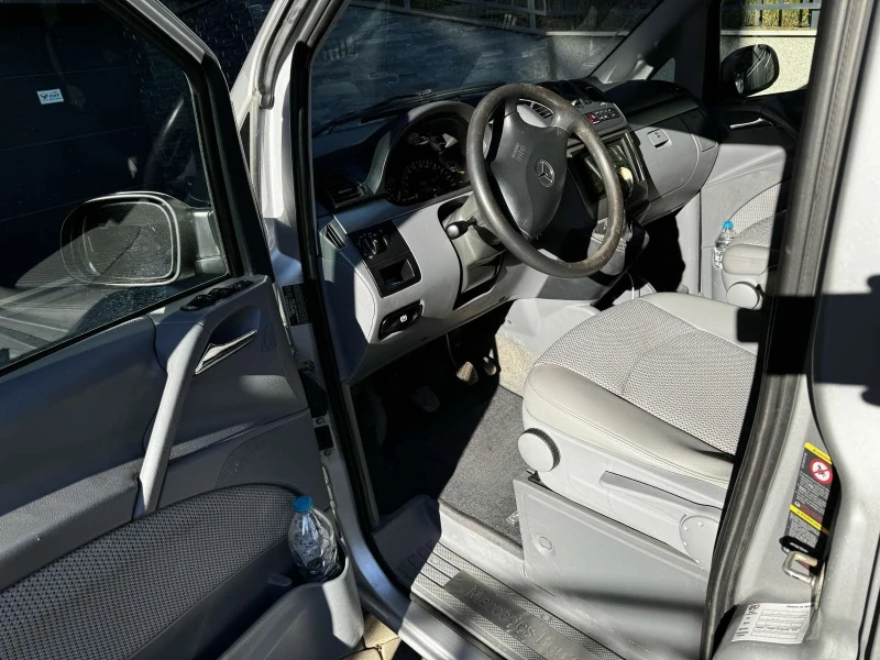 Mercedes-Benz Viano 220 CDI, снимка 13 - Автомобили и джипове - 49500078