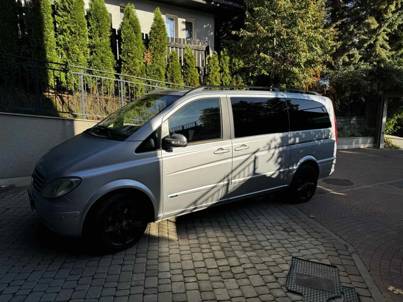 Mercedes-Benz Viano 220 CDI, снимка 9 - Автомобили и джипове - 48226797