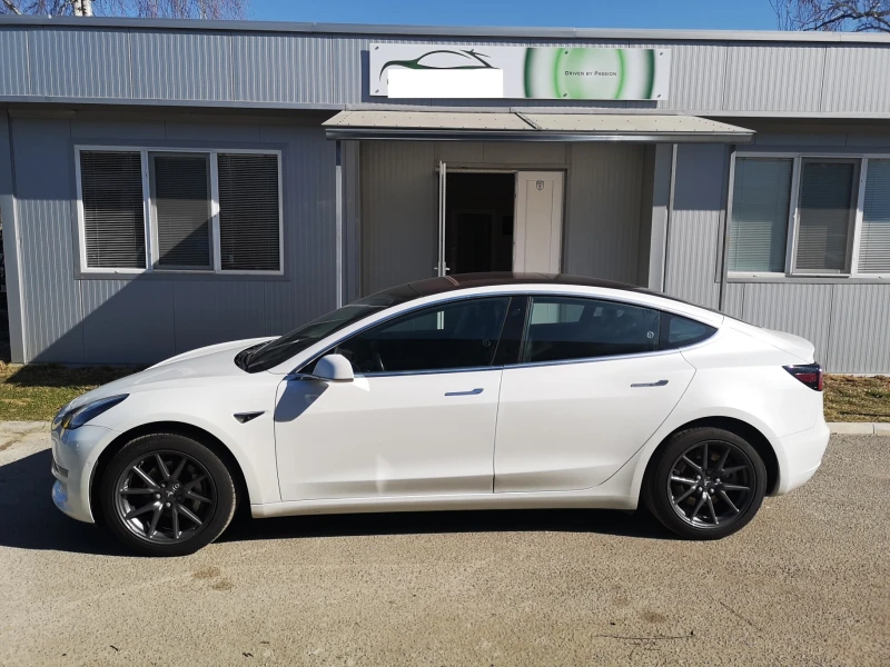 Tesla Model 3, снимка 6 - Автомобили и джипове - 48581411